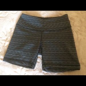 💥90 Degree By Reflex shorts new but no tags💥